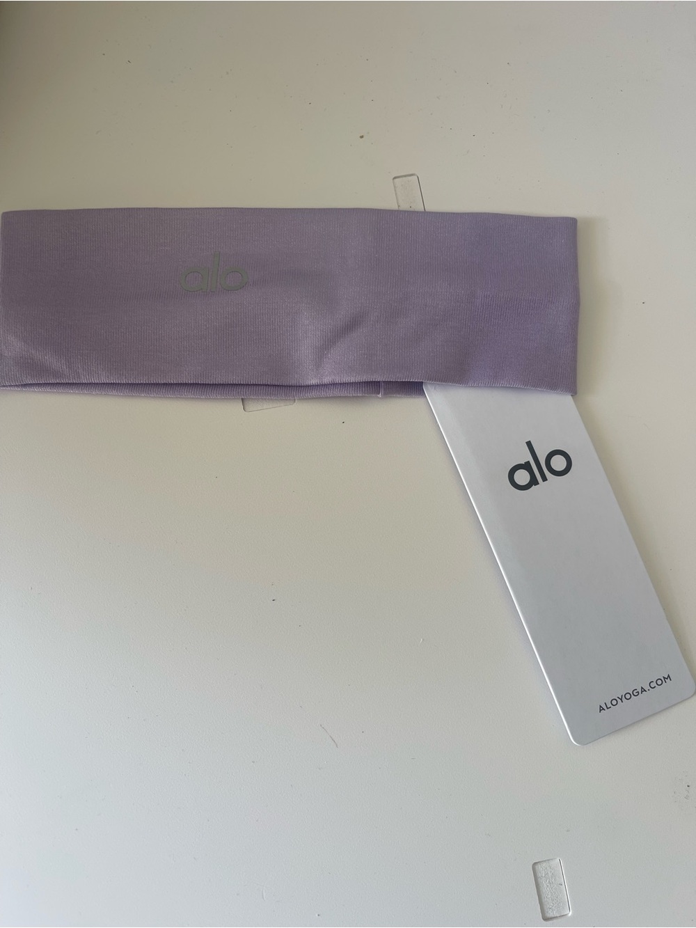 ALO Yoga Lavender Stretch Headband - Soft Pastel Lilac